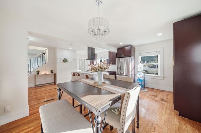 856 Newport Ave, Attleboro, MA 02703