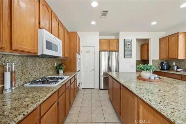 34250 Mcennery Canyon, Acton, CA 93510
