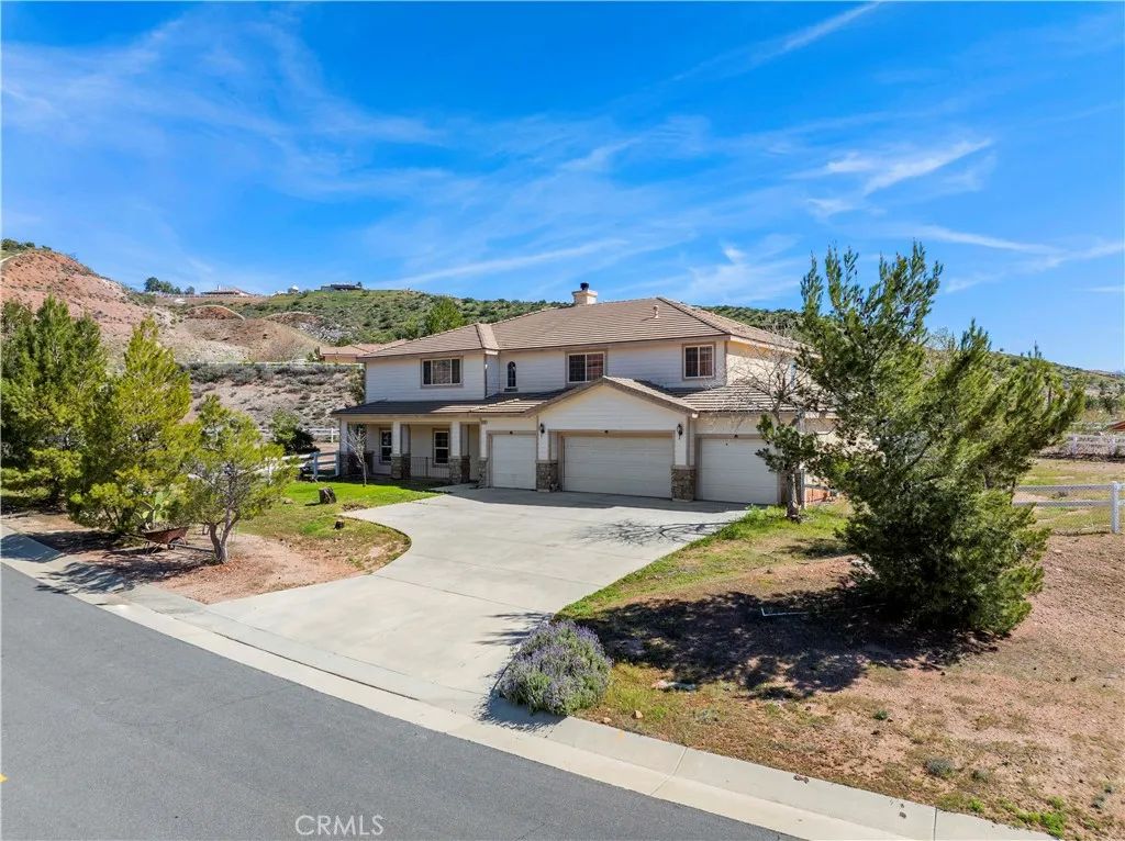 34250 Mcennery Canyon, Acton, CA 93510