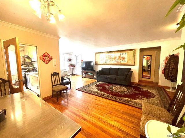 144-30 Sanford Avenue 2C, Flushing, NY 11355