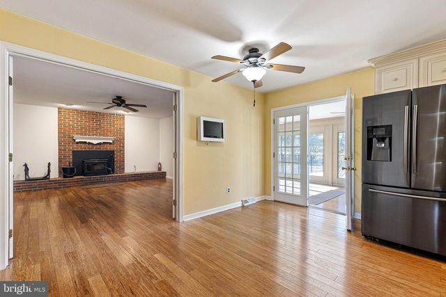 152 W SAVANNAH DR, Bear, DE 19701