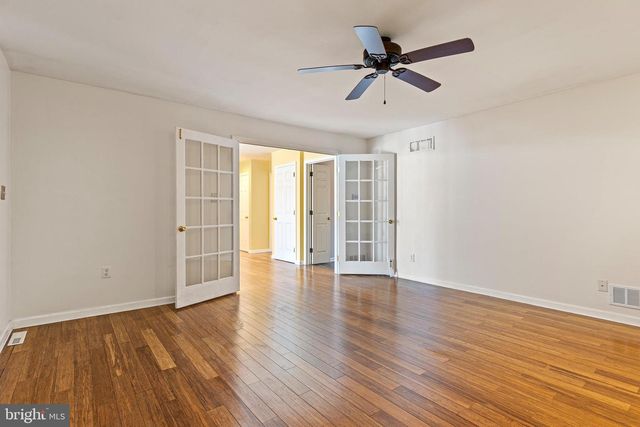 152 W SAVANNAH DR, Bear, DE 19701