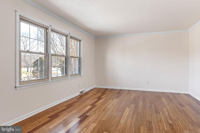 152 W SAVANNAH DR, Bear, DE 19701