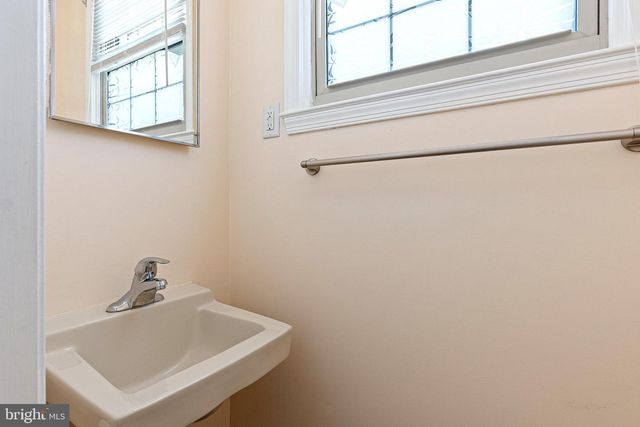 152 W SAVANNAH DR, Bear, DE 19701