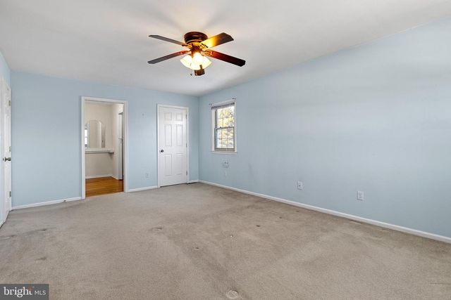 152 W SAVANNAH DR, Bear, DE 19701