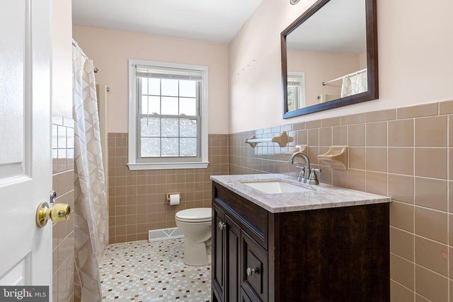 152 W SAVANNAH DR, Bear, DE 19701