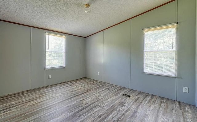 932 Beacon Light Road, Spartanburg, SC 29307