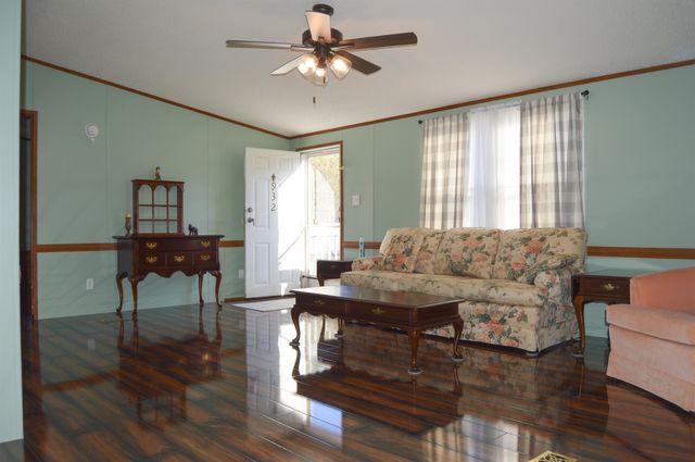 932 Beacon Light Road, Spartanburg, SC 29307