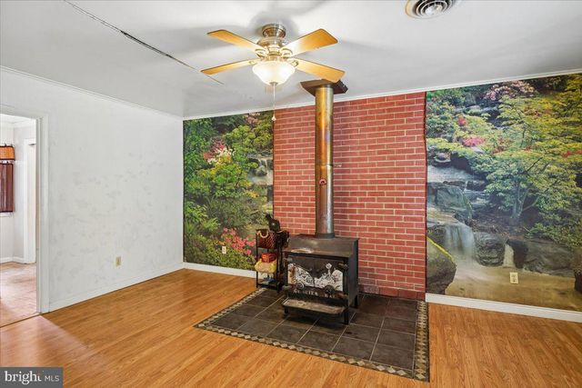 10541 SHADY DR, Berlin, MD 21811