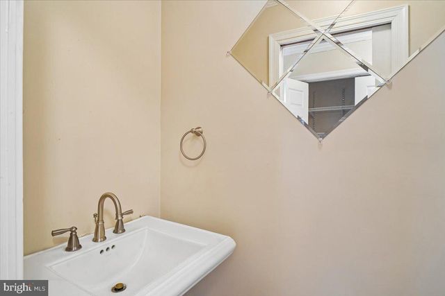 10541 SHADY DR, Berlin, MD 21811