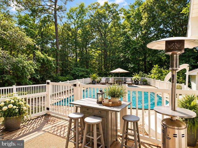 10541 SHADY DR, Berlin, MD 21811