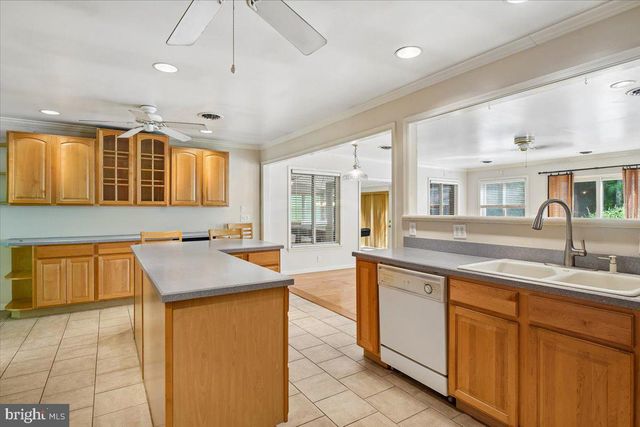 10541 SHADY DR, Berlin, MD 21811
