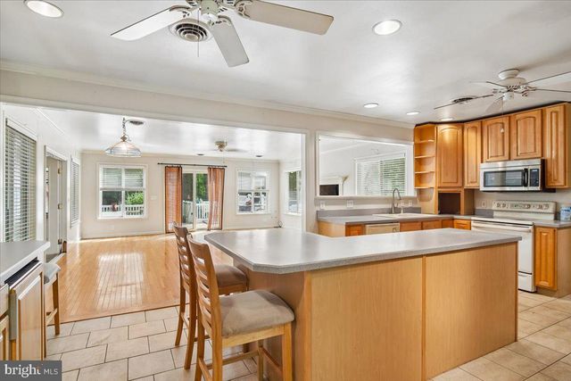10541 SHADY DR, Berlin, MD 21811