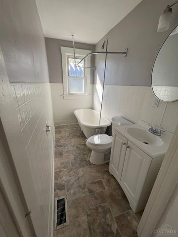 2126 Queen Avenue, Middletown, OH 45044