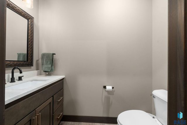 2310 N Lammers Ave Avenue, Tea, SD 57064