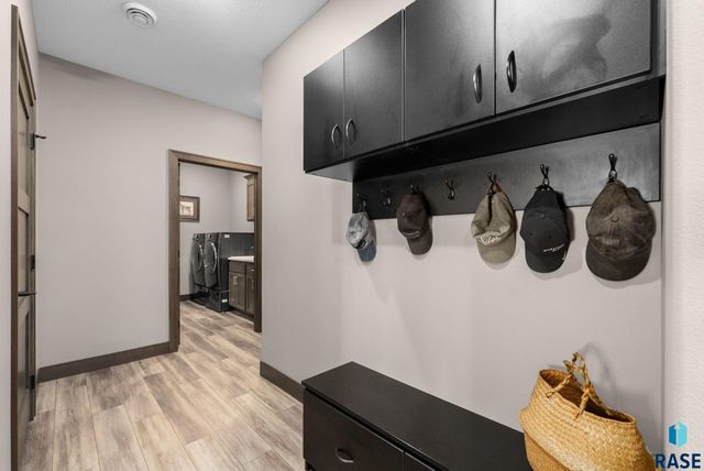 2310 N Lammers Ave Avenue, Tea, SD 57064