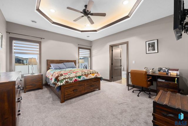 2310 N Lammers Ave Avenue, Tea, SD 57064