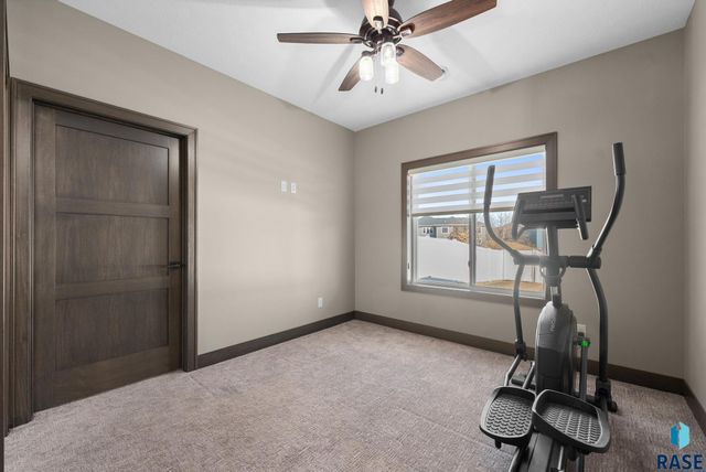 2310 N Lammers Ave Avenue, Tea, SD 57064