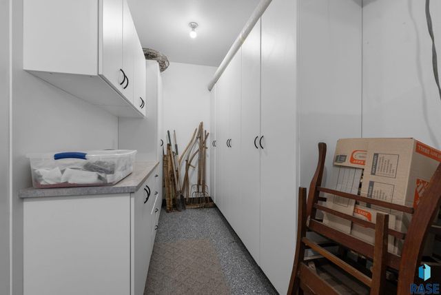 2310 N Lammers Ave Avenue, Tea, SD 57064