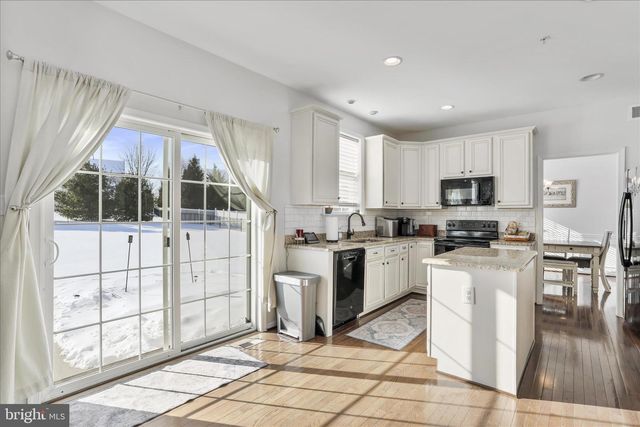 13152 JOHN MARTIN DR, Williamsport, MD 21795