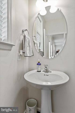 13152 JOHN MARTIN DR, Williamsport, MD 21795