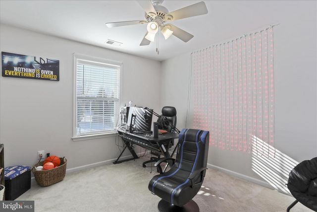 13152 JOHN MARTIN DR, Williamsport, MD 21795