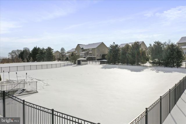 13152 JOHN MARTIN DR, Williamsport, MD 21795