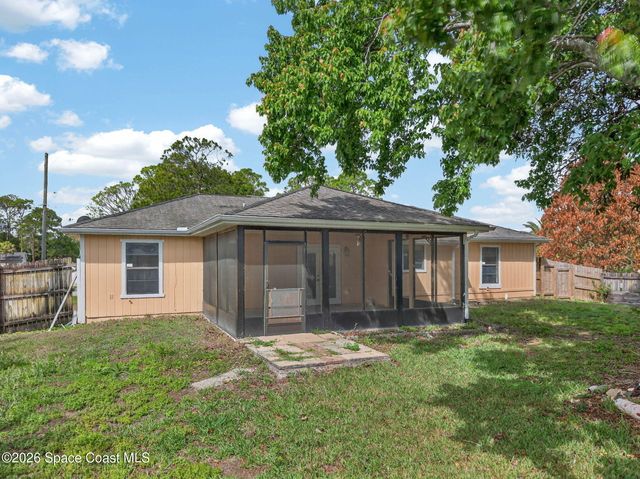 971 Gannet Avenue NW, Palm Bay, FL 32907