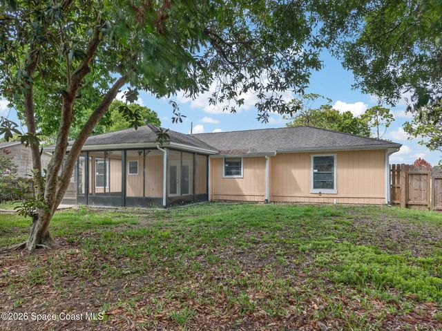 971 Gannet Avenue NW, Palm Bay, FL 32907