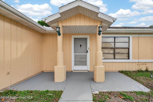 971 Gannet Avenue NW, Palm Bay, FL 32907