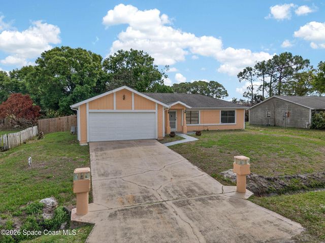 971 Gannet Avenue NW, Palm Bay, FL 32907