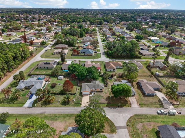 971 Gannet Avenue NW, Palm Bay, FL 32907