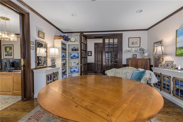 1815 Pine Ridge Road, Leavenworth, KS 66048