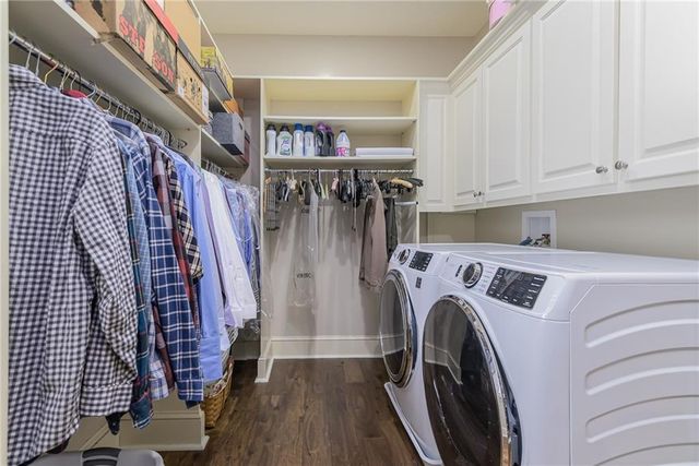 1815 Pine Ridge Road, Leavenworth, KS 66048