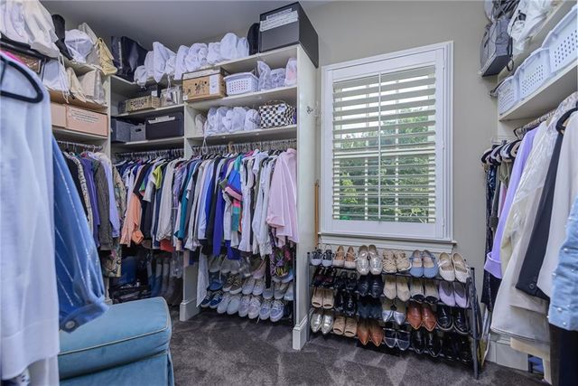 1815 Pine Ridge Road, Leavenworth, KS 66048