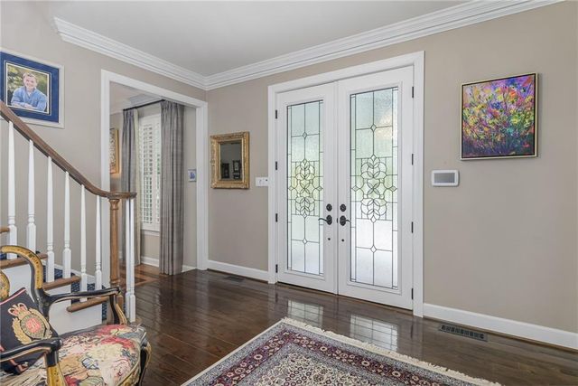 1815 Pine Ridge Road, Leavenworth, KS 66048