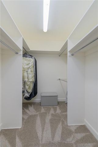 1815 Pine Ridge Road, Leavenworth, KS 66048