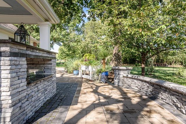 1815 Pine Ridge Road, Leavenworth, KS 66048