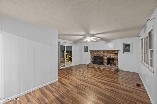 217 Church Road, Havelock, NC 28532