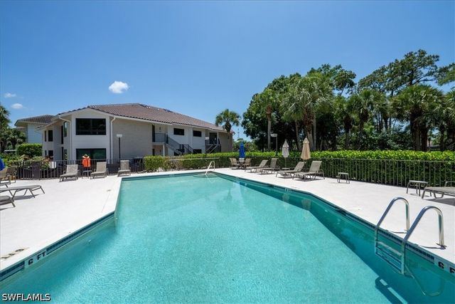 792 Eagle Creek DR 101, Naples, FL 34113