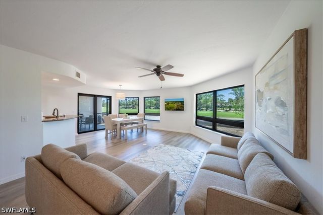 792 Eagle Creek DR 101, Naples, FL 34113