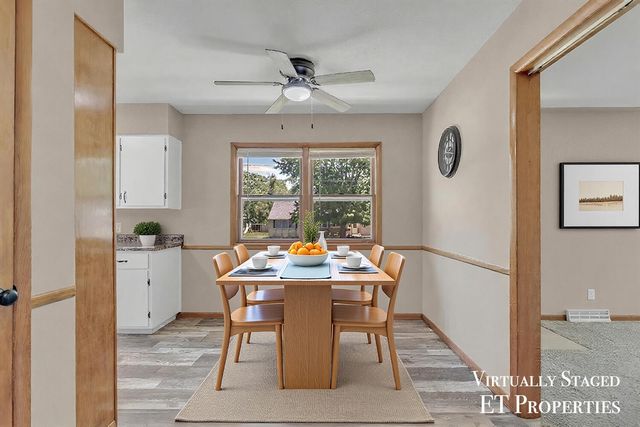 7695 Thomas Avenue, Jenison, MI 49428