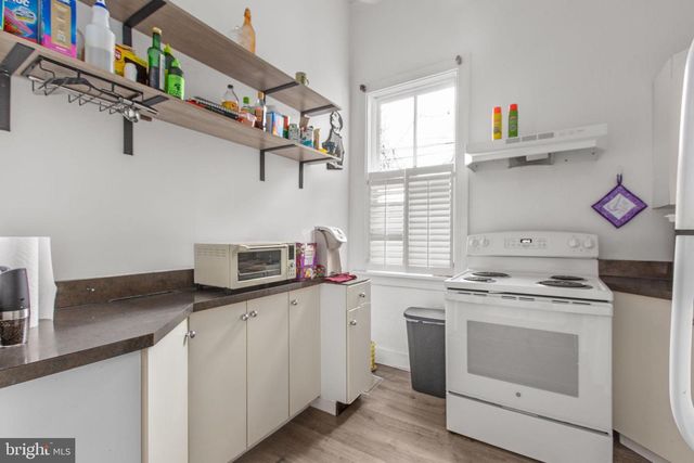 809 CAROLINE ST, Fredericksburg, VA 22401