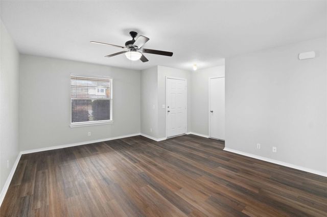 112 Ames CV, Kyle, TX 78640
