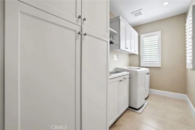 144 Bellini, Irvine, CA 92602