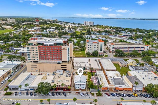 814 E New Haven Avenue, Melbourne, FL 32901