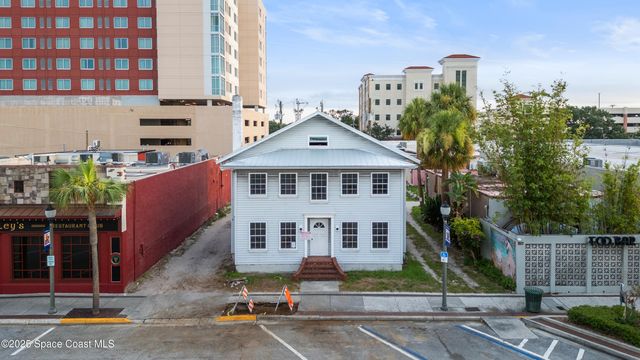 814 E New Haven Avenue, Melbourne, FL 32901