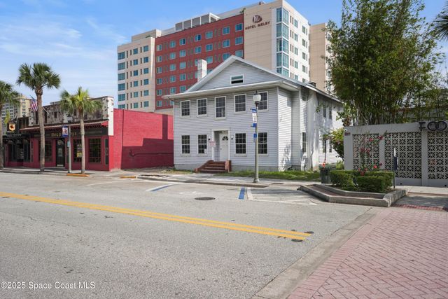814 E New Haven Avenue, Melbourne, FL 32901