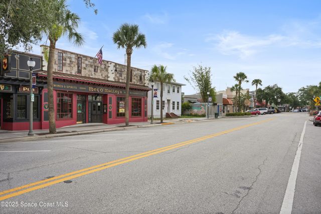 814 E New Haven Avenue, Melbourne, FL 32901