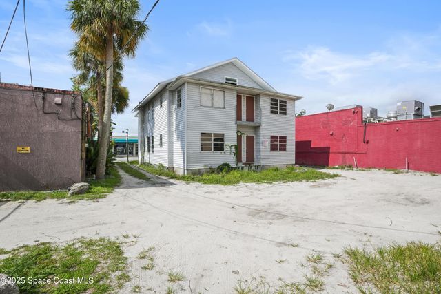 814 E New Haven Avenue, Melbourne, FL 32901